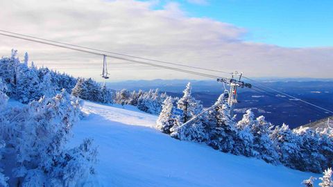 This Historic New England Ski Spot Offers Panoramic Views And A Legendary Tram