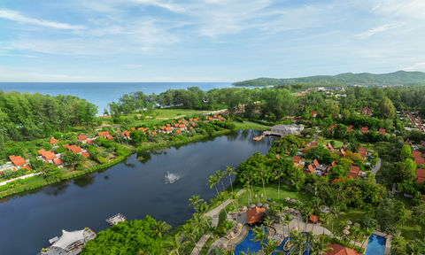Celebrate the Holiday Season in Style at Banyan Tree Phuket