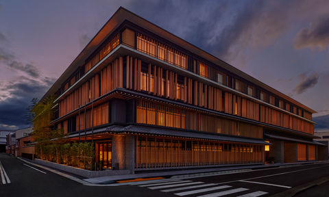 Gracious Hospitality Meets Japanese Tradition in Dusit Thani Kyoto’s Ultimate Winter Retreat