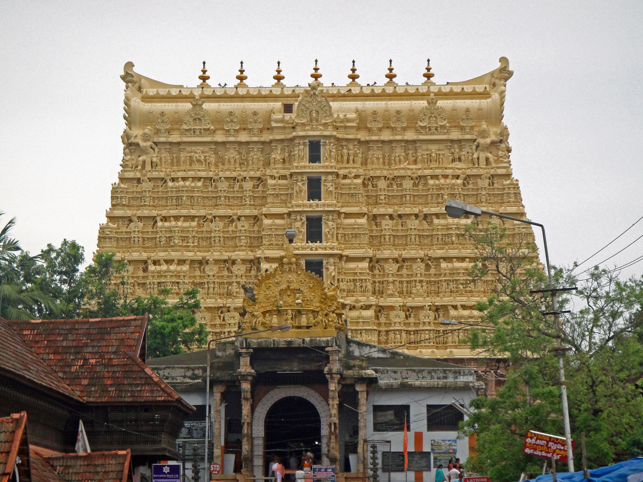 Sri Padmanabhaswamy temple, places to visit in Trivandrum