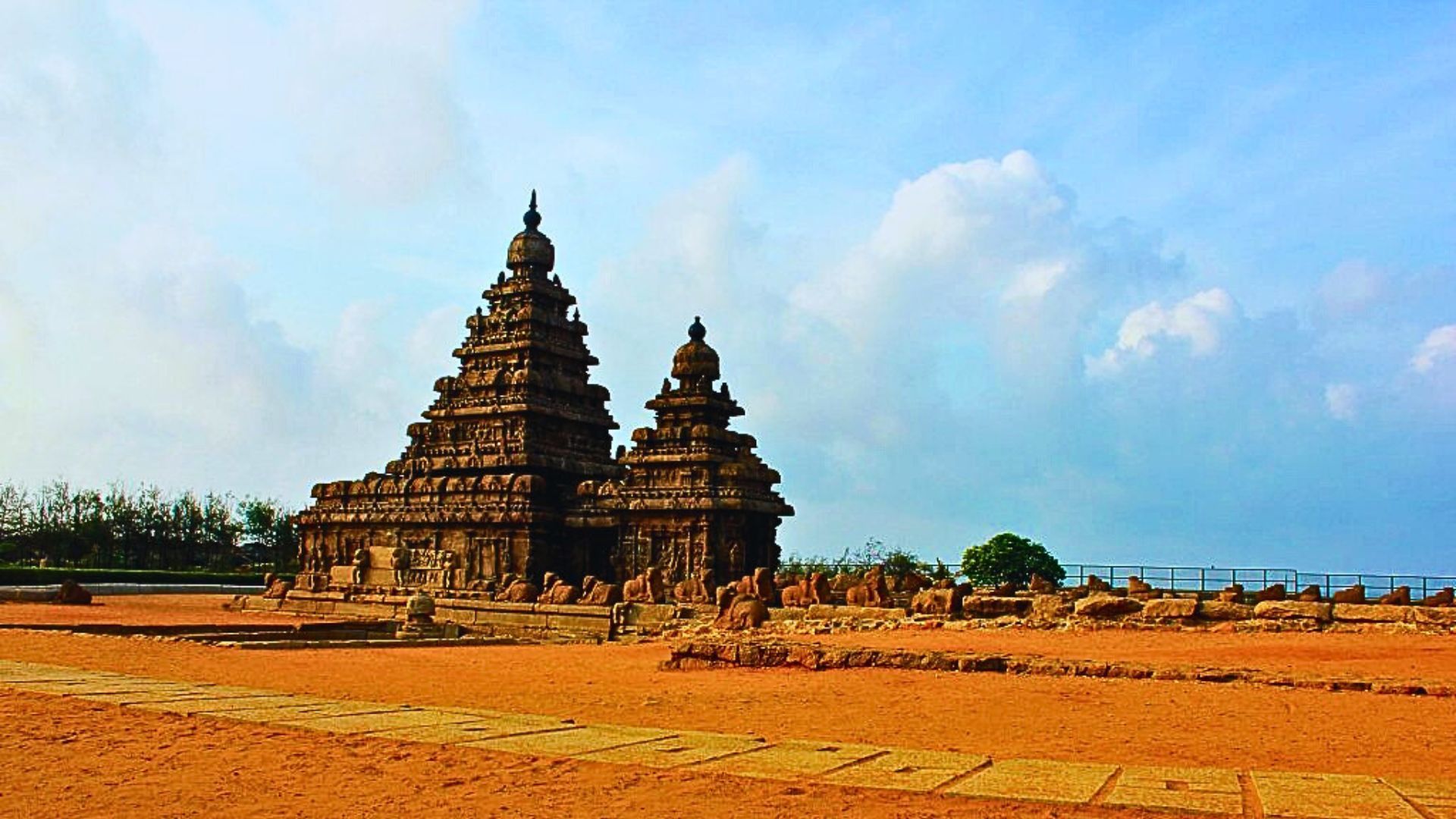 Places to visit near Pondicherry