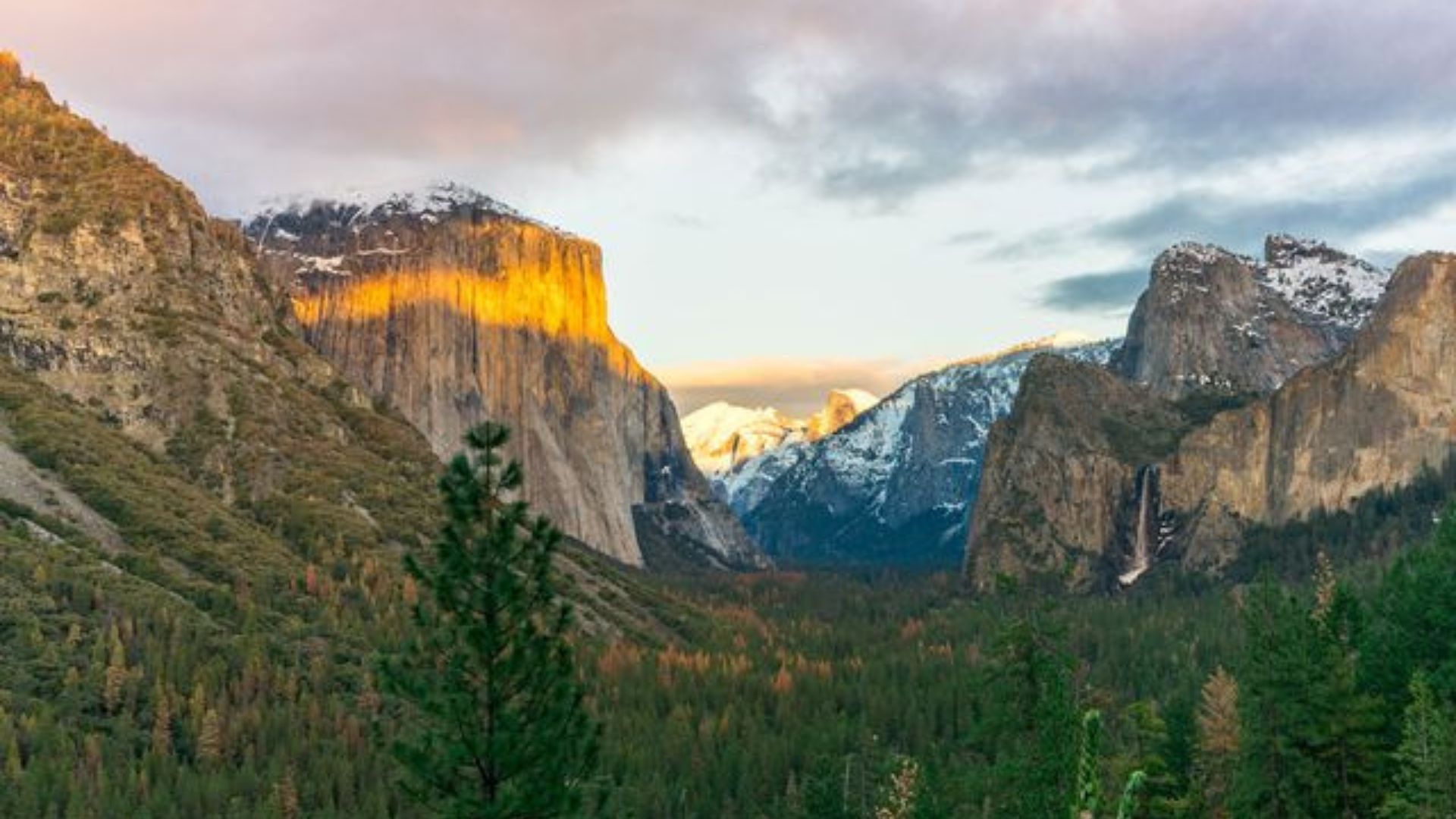 scenic view of the mountain