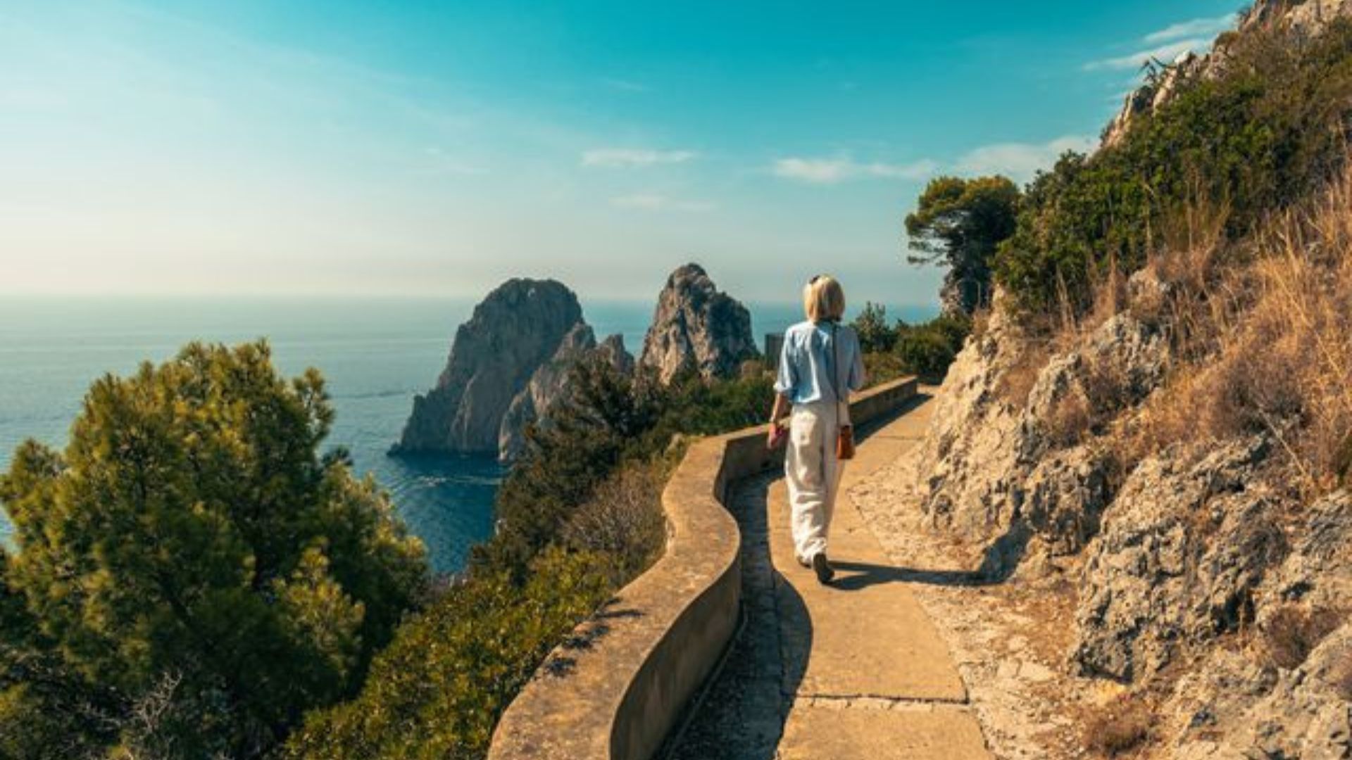positano vs capri