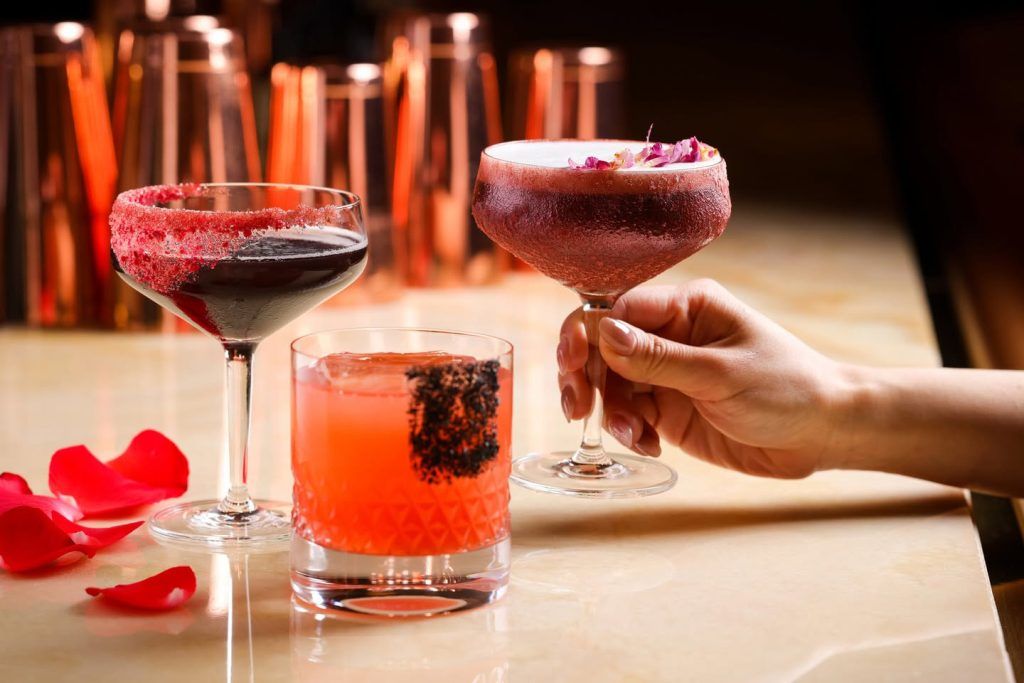 Wing Lei Bar