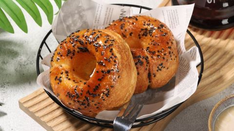 When In Bangkok, Head To These Eateries For The Best Bagels