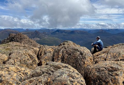 How to Tackle This Seven-Day Tasmanian Hike the “Easy” Way