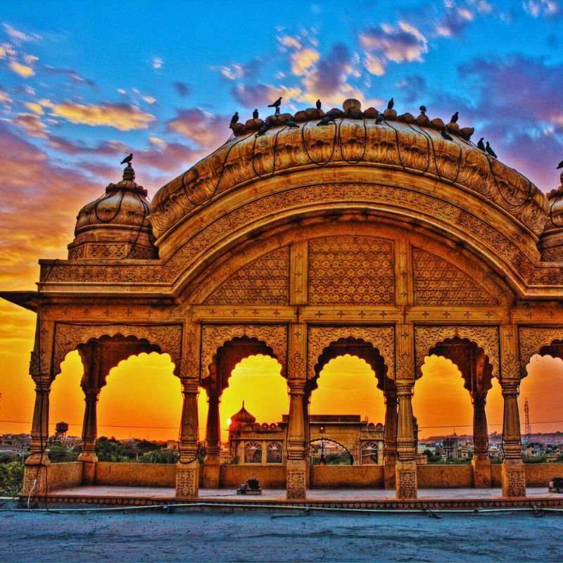 Dive Into Rajasthan’s Culinary Heritage: The Only Food Guide You’ll Need
