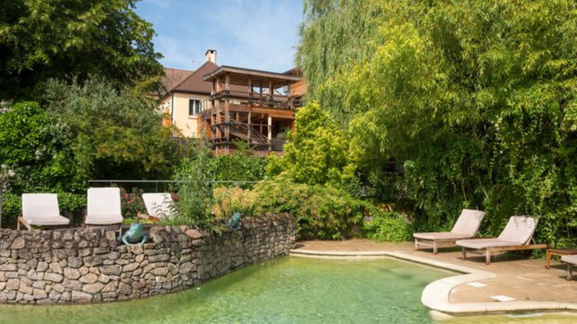 Why Burgundy Is Perfect For A French Countryside Vacation