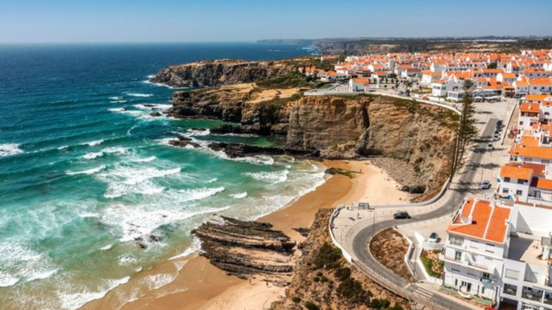 these-are-the-best-beach-towns-in-portugal-according-to-locals