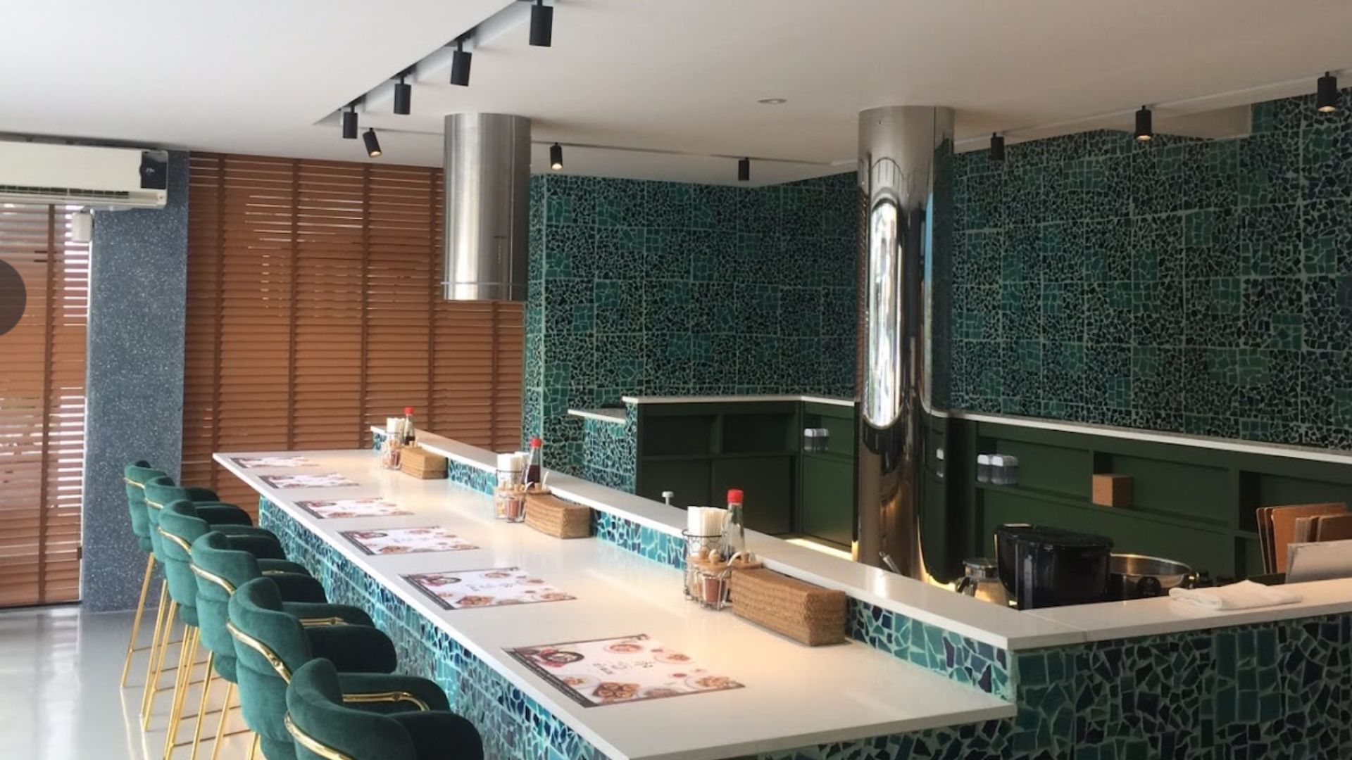 tapas bar
