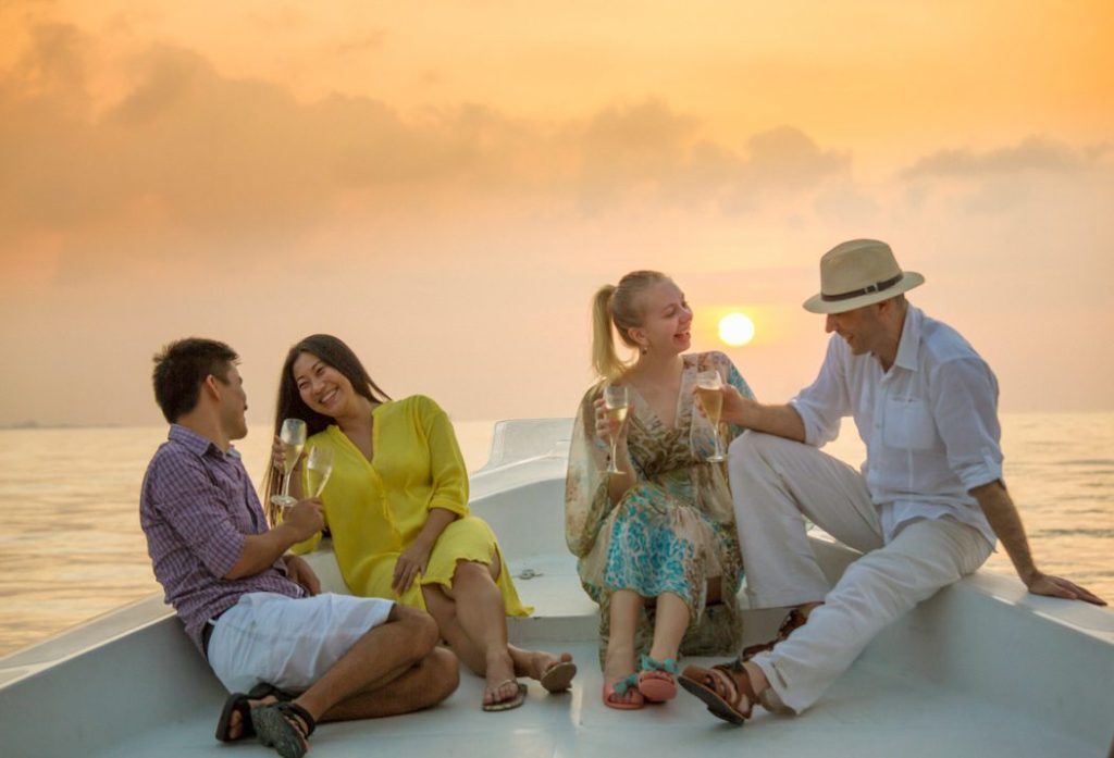 Kurumba Maldives: Hang out with dolphins at sunset