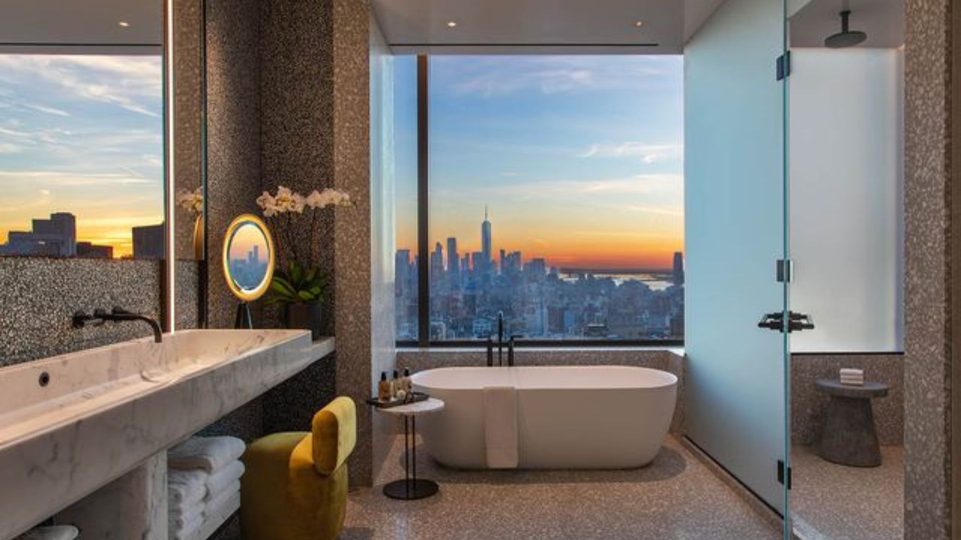 This New NYC Hotel Just Unveiled A Suite Worth THB 671,240 Per Night