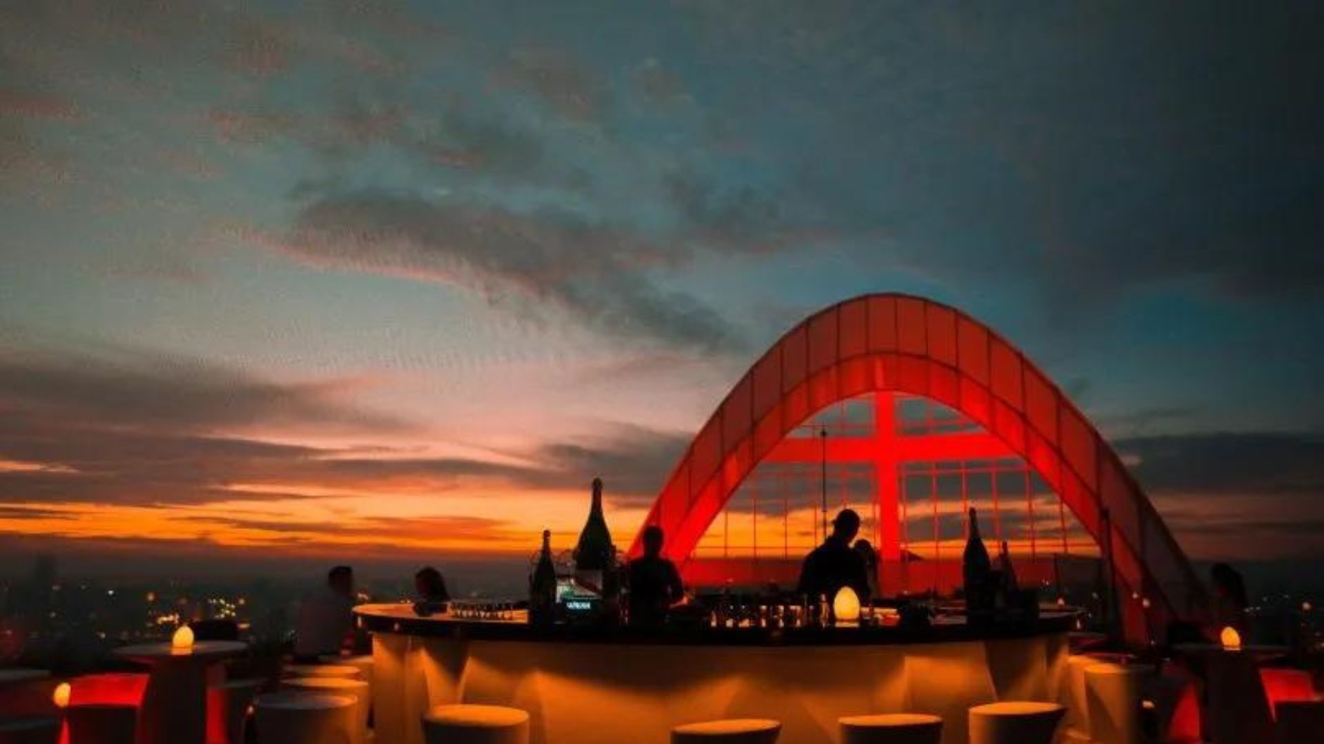 CRU Champagne Bar