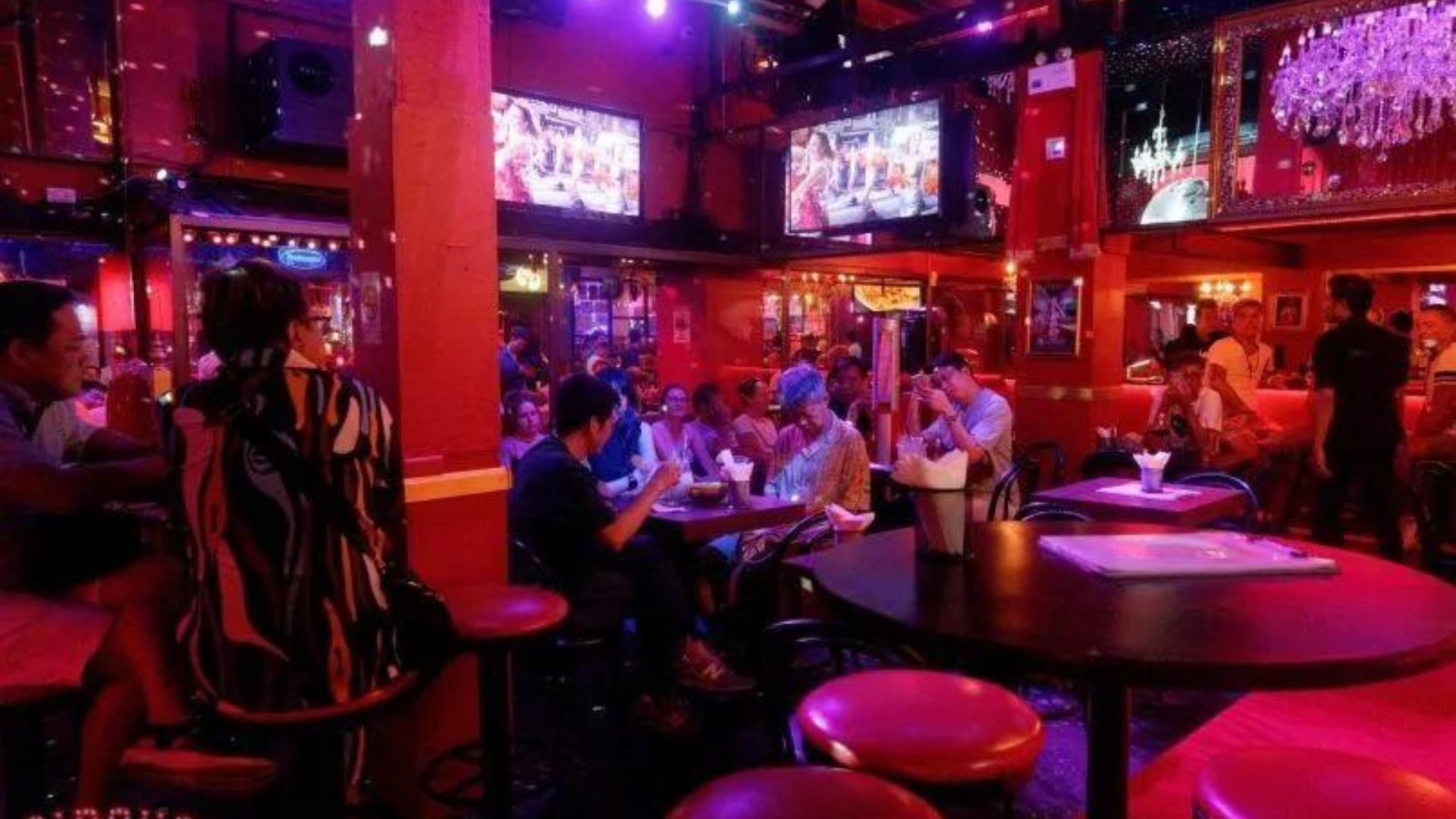 The Best Gay Bars In Bangkok