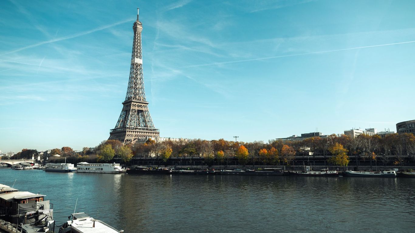 Paris To Bring Back Swimming In The Seine River 100 Years After Ban