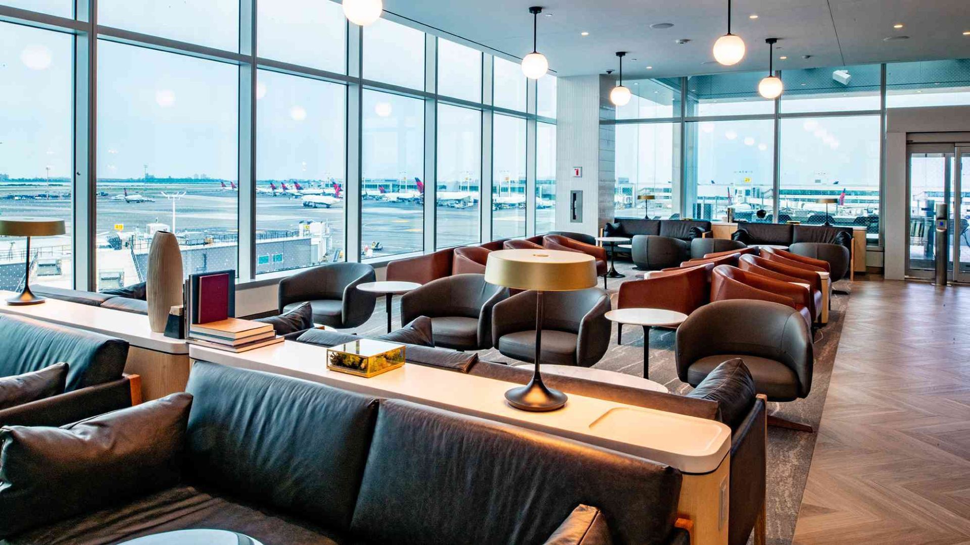 Delta Debuts New Sky Club Lounge At JFK