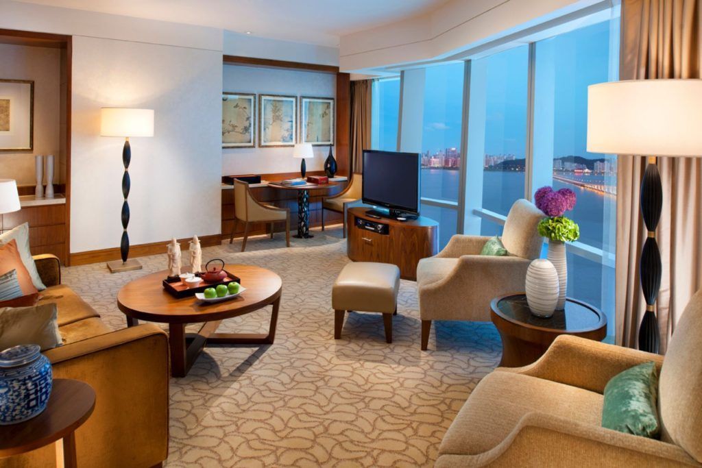 Celebrate Chinese New Year 2024 At Mandarin Oriental Macau   Mandarin Oriental Macau Waterfront Suite 1024x683 1 