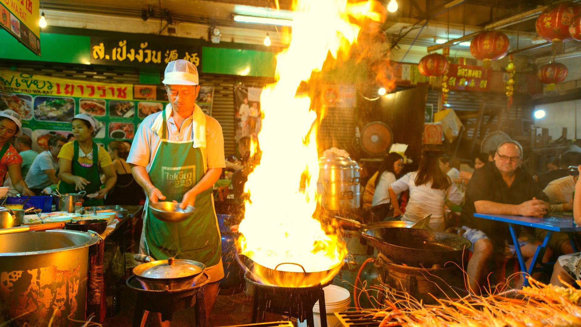 The Best Time To Visit Bangkok for Street food