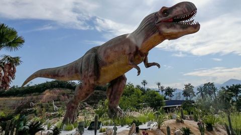 马来西亚建亚洲最大的恐龙主题公园