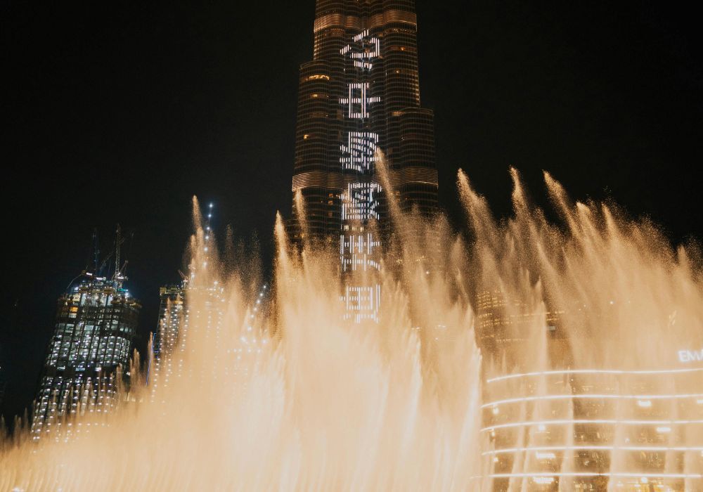 Fountain show dance