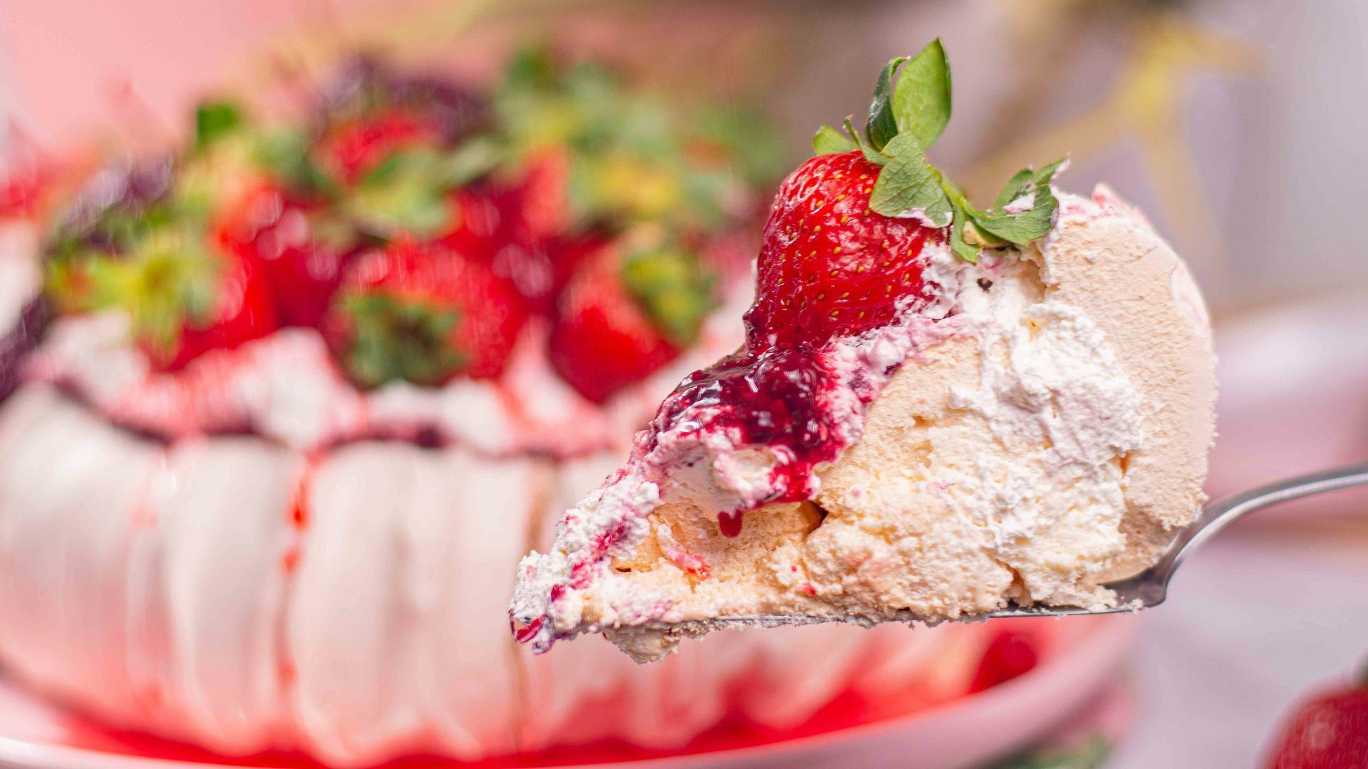 pavlova dessert