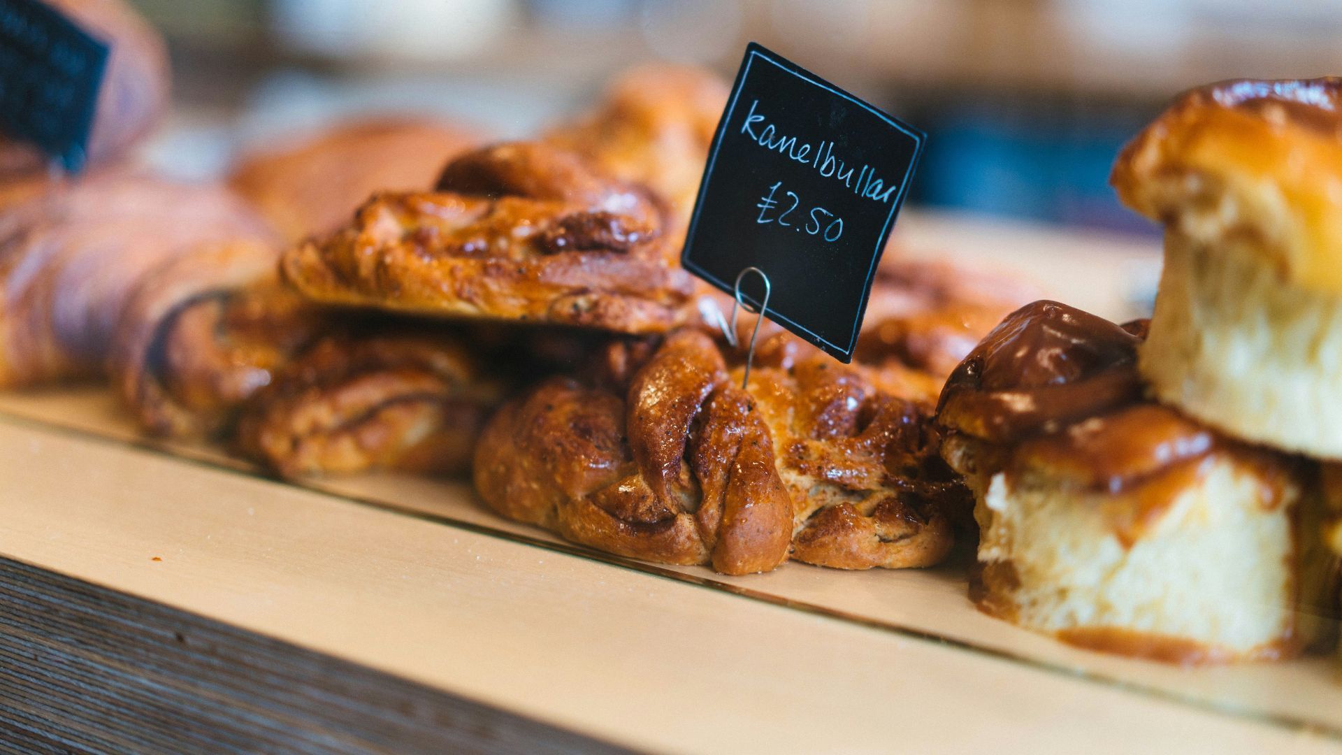 Kanelbullar dessert