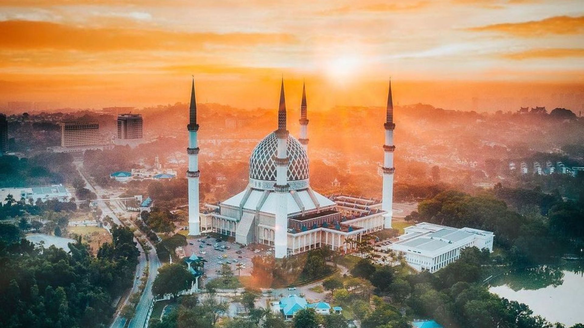 beautiful mosques in kl