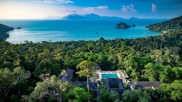 Go ‘Forest Bathing’ At These Luxury Rainforest Resorts In Malaysia