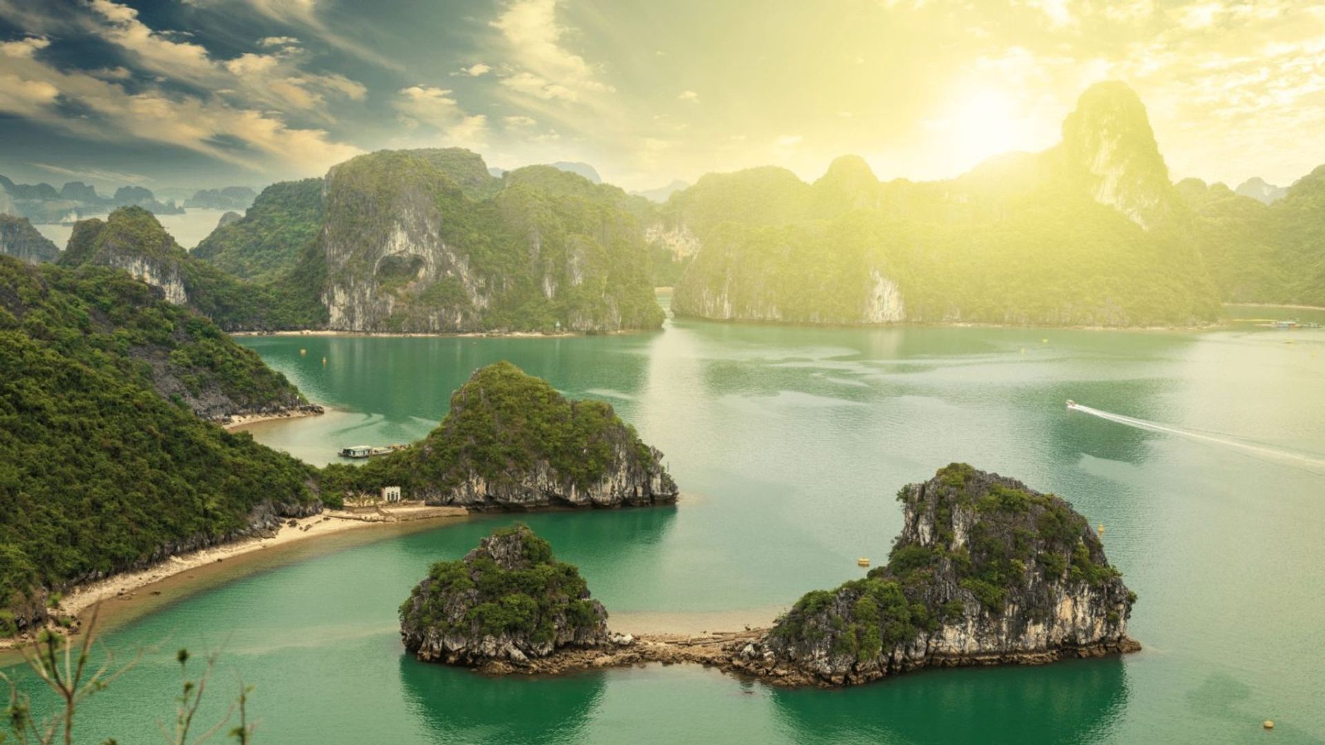 the-most-stunning-seaside-spots-in-asia-to-watch-sunrise-and-sunset