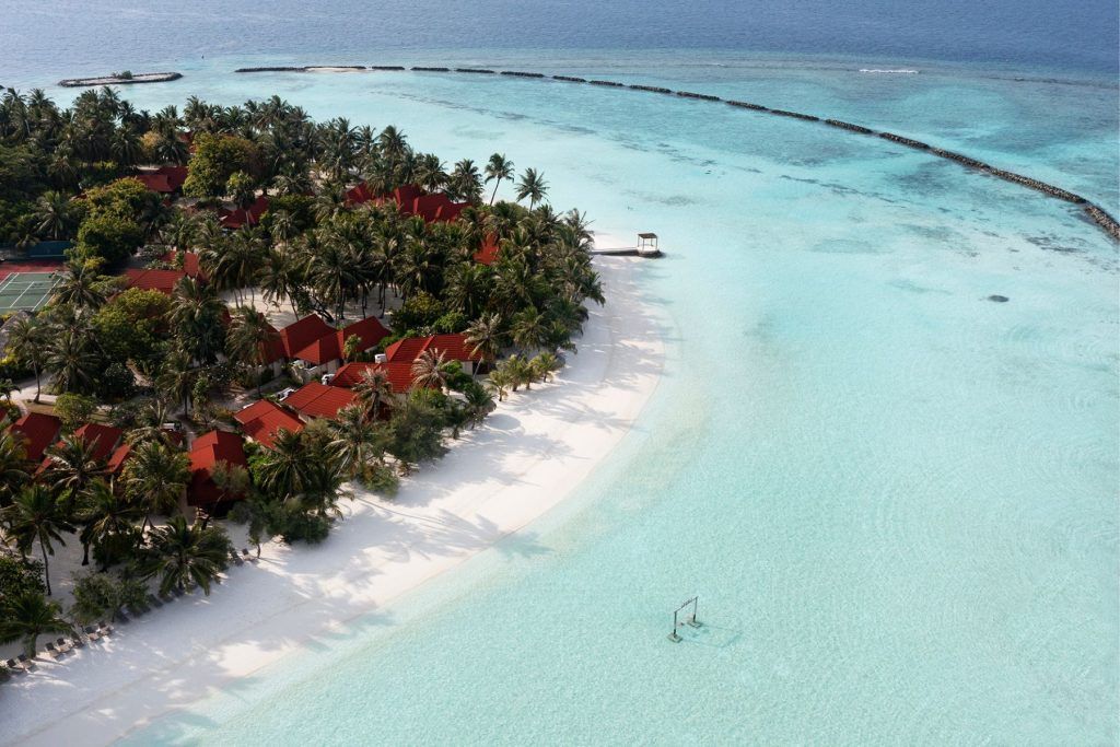 Kurumba Maldives Beachside