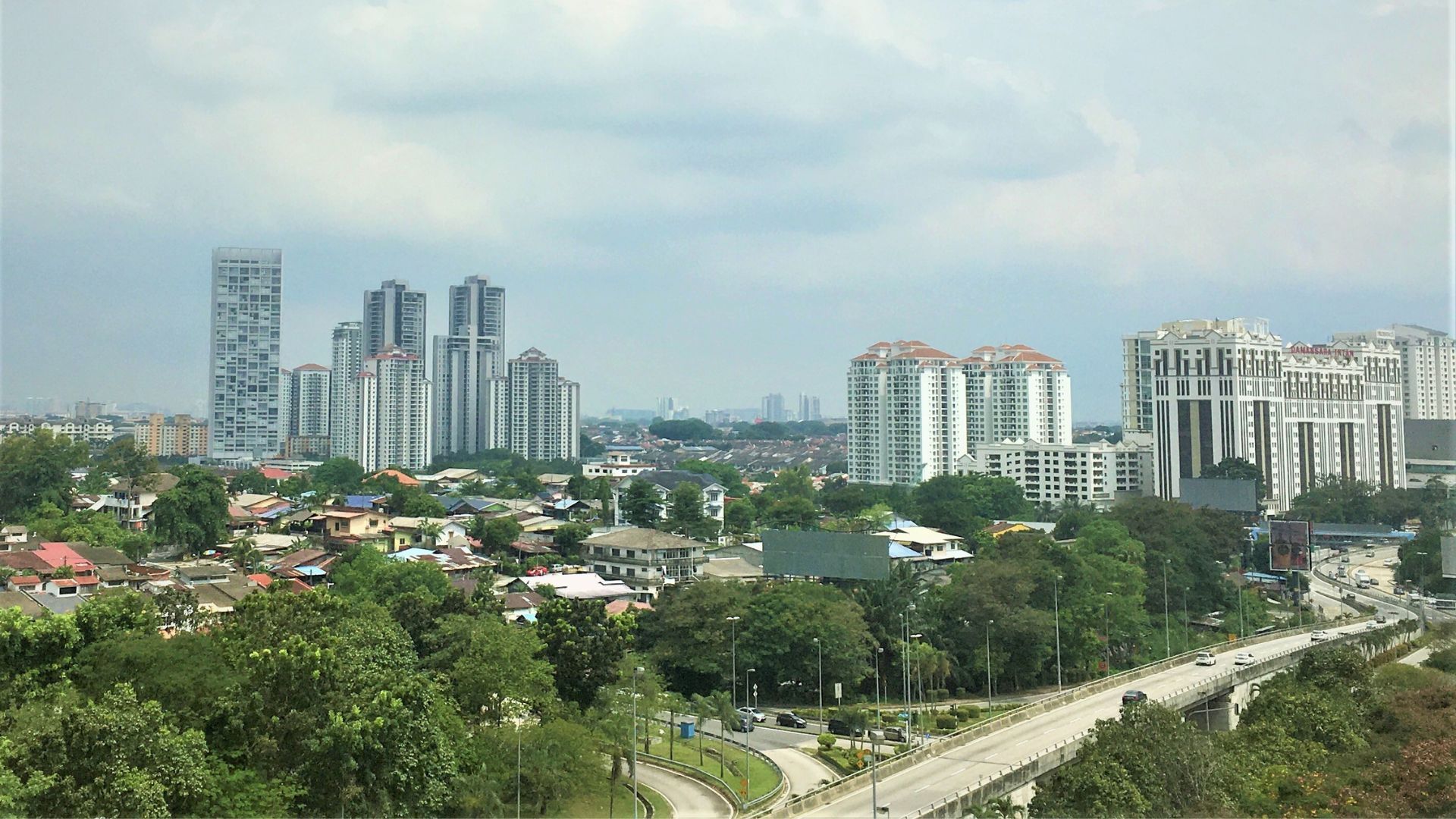 Damansara New Village