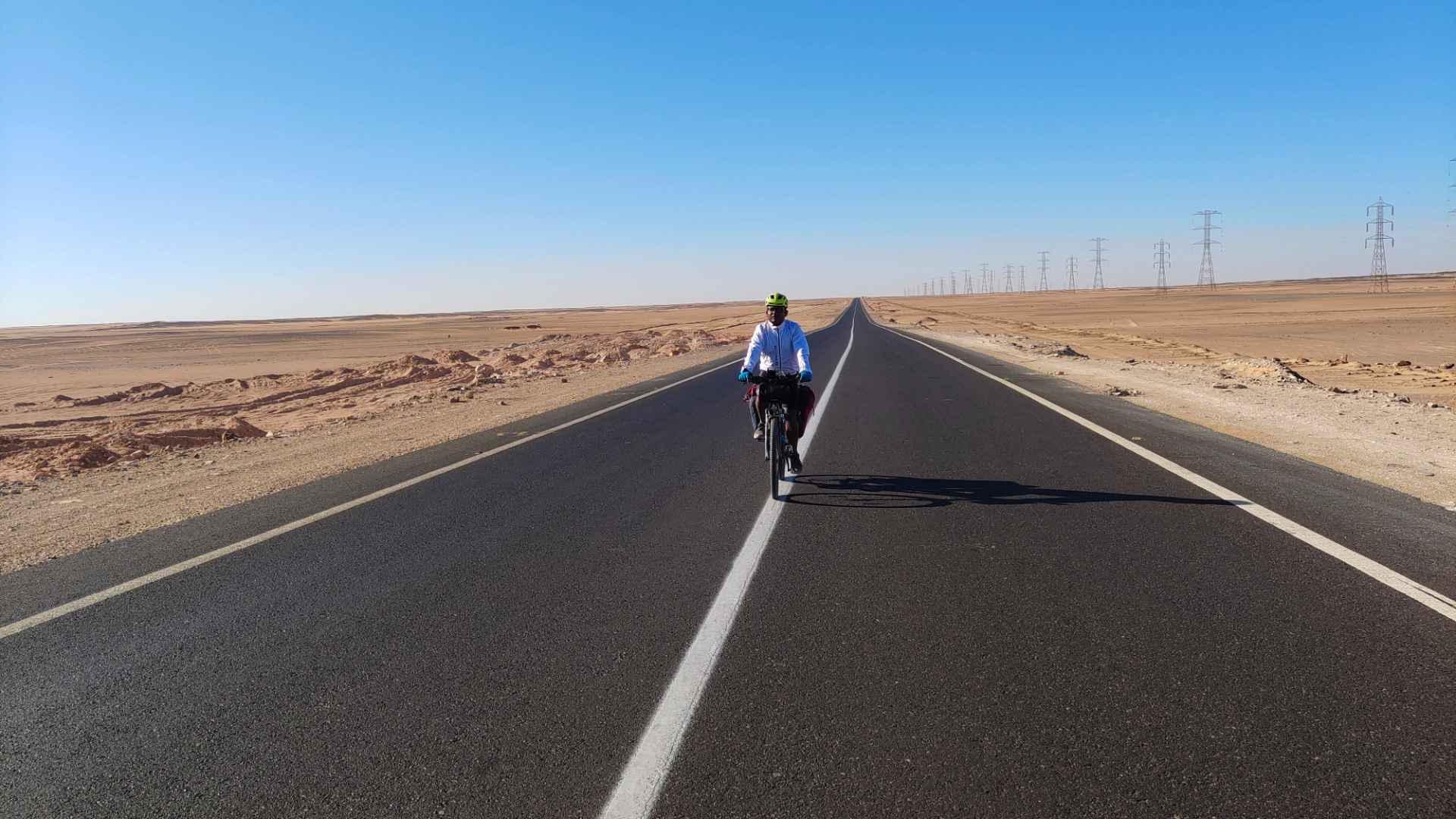 going-places-with-people-indranil-roy-on-exploring-egypt-on-a-cycle