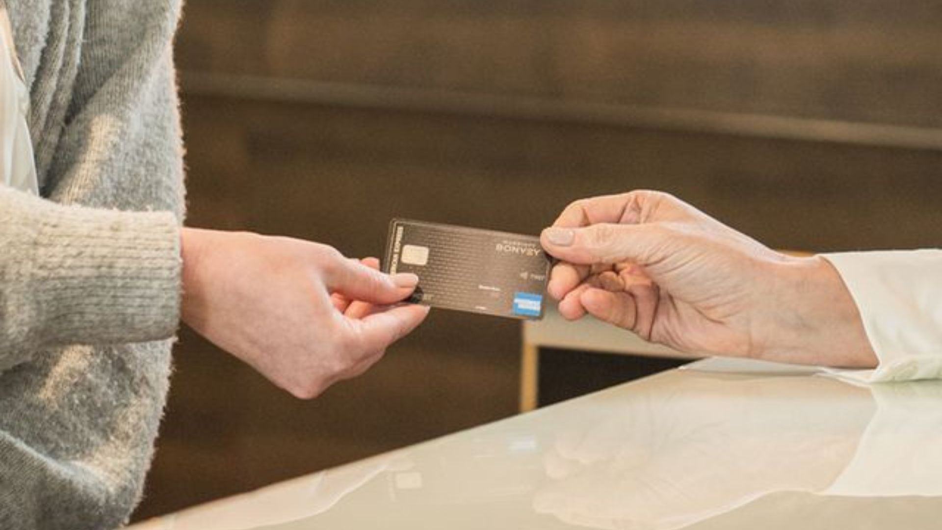 Credit card for airport lounge