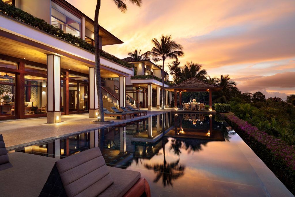 Villa in Sunset