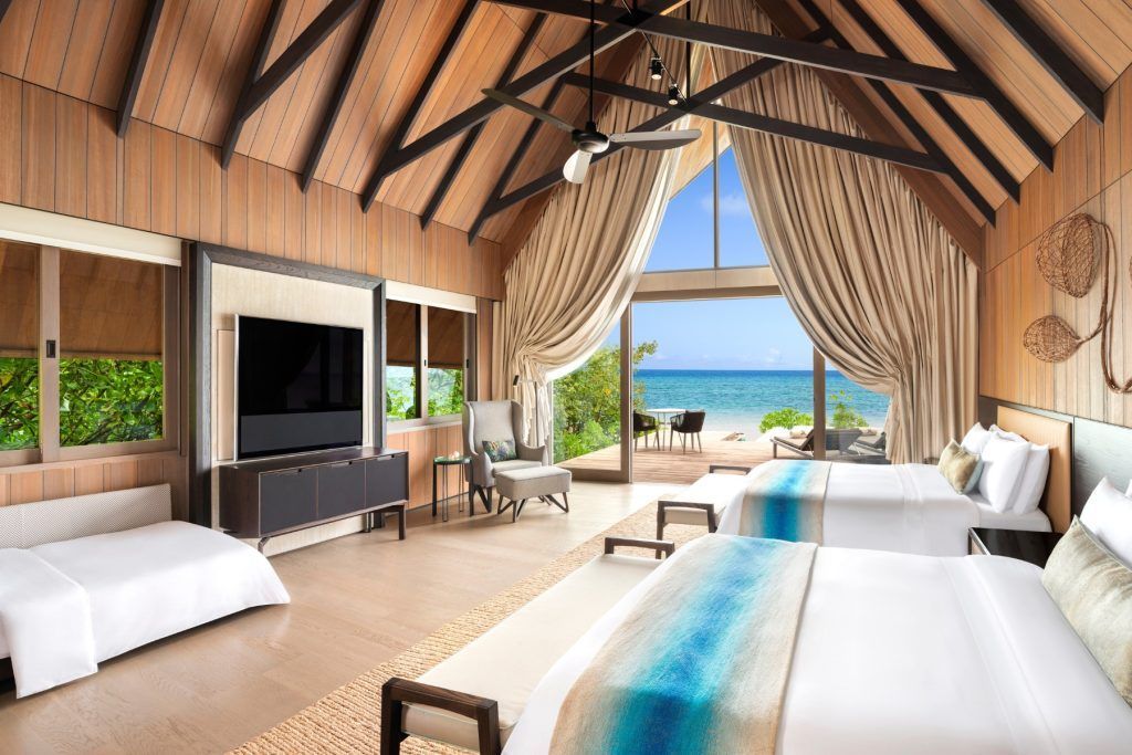 两卧室海滩套房。 摄影：Cesar Balsa/马尔代夫沃木里瑞吉酒店提供