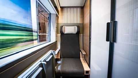 你可能很快就能坐在德国火车的“拥抱车厢”里