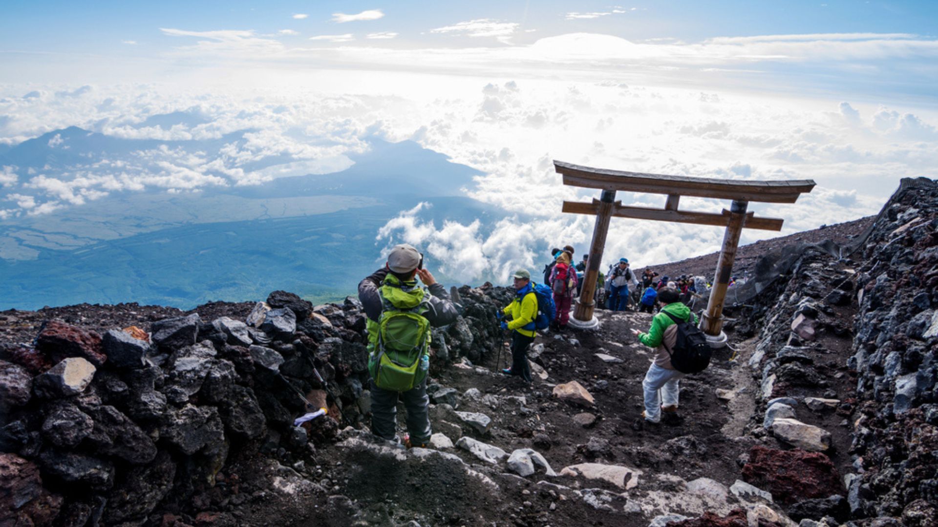 Mount Fuji Restriction Gate Installed To Curb Over-tourism