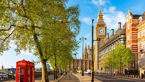 旅行警告：马来西亚呼吁前往英国的游客谨慎行事