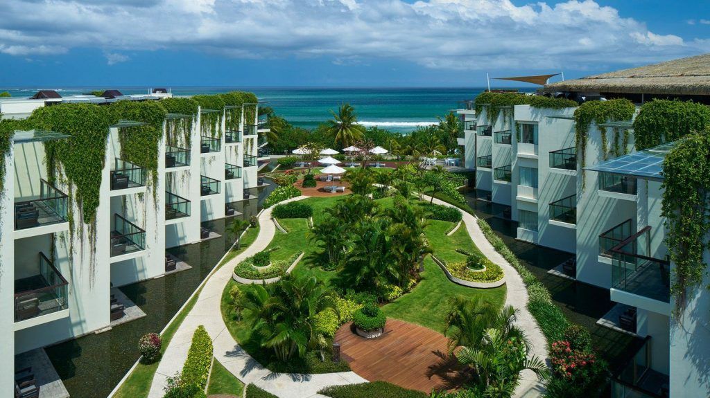 Courtyard with the ocean view