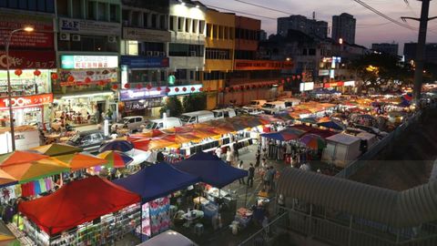 Food, Shopping And More At Pasar Malam Taman Connaught, KL's Lively Night Market