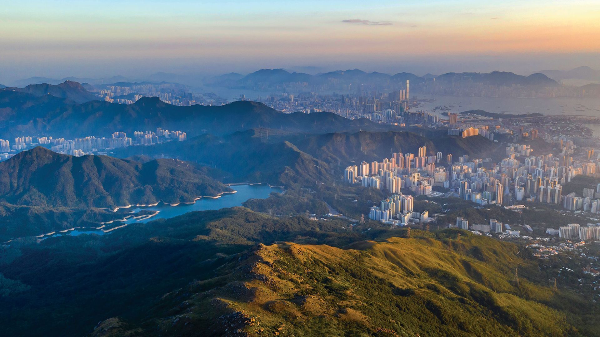 Best time to visit Hong Kong